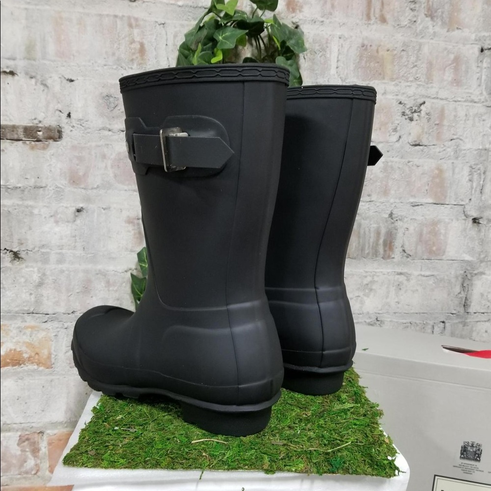 NIB Hunter Short Boot Black Matte - Picture 2 of 4